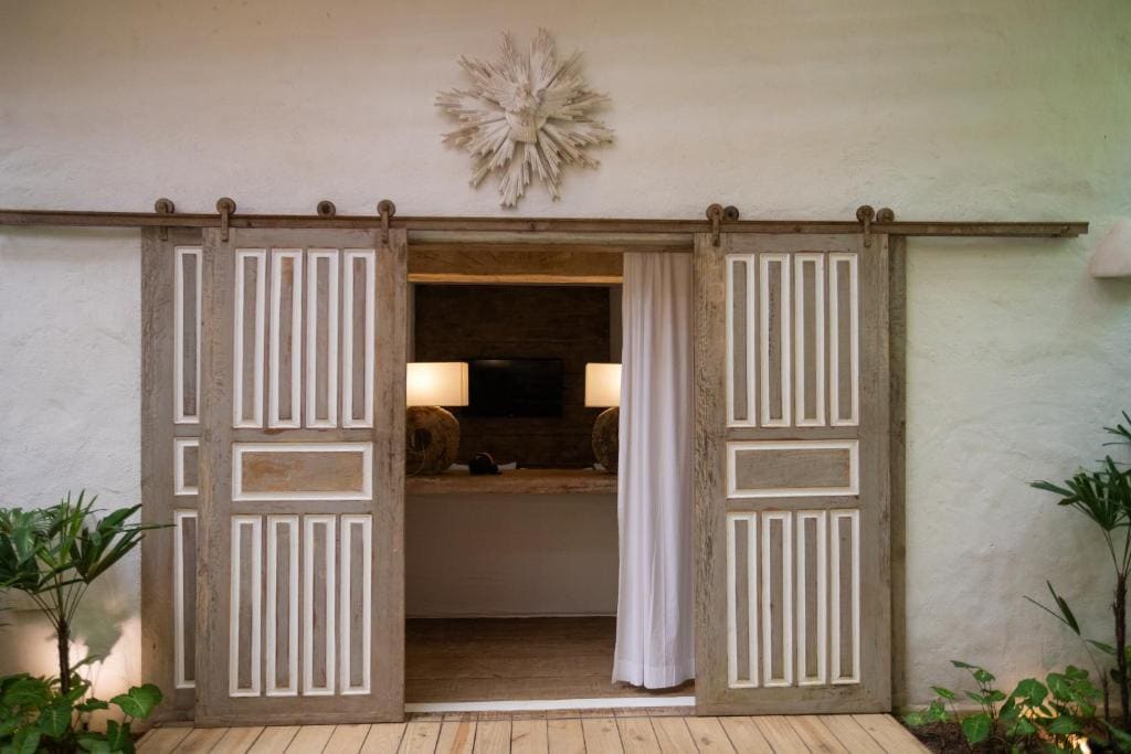 One-Bedroom Bungalow room - Image 3