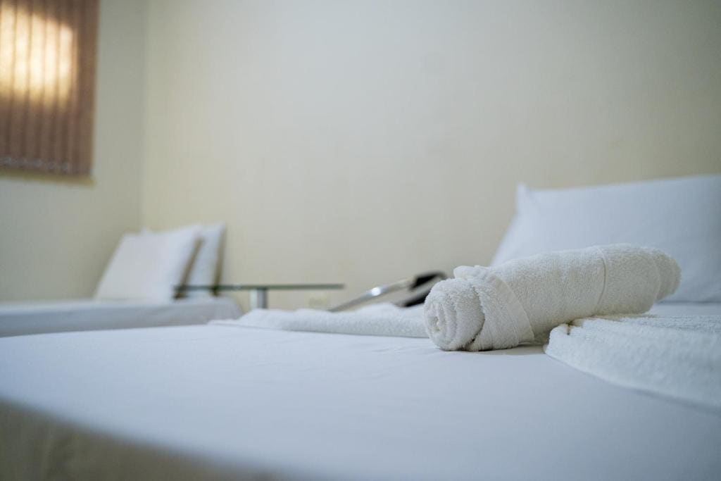 Standard Triple Room room - Image 3