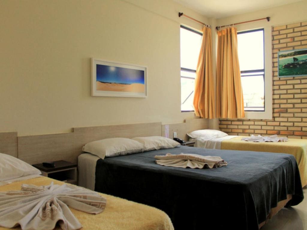 Standard Quadruple Room room - Image 1