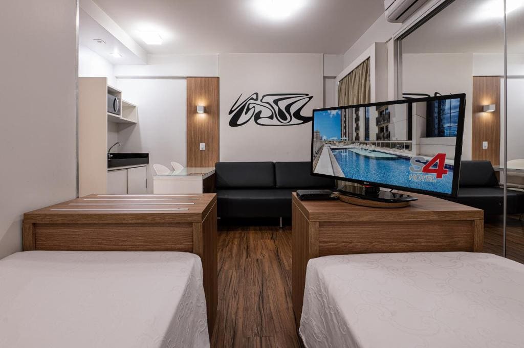 Standard Twin Room room - Image 2