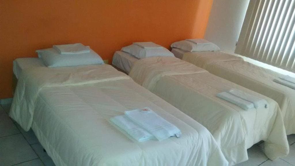 Quadruple Room room - Image 1