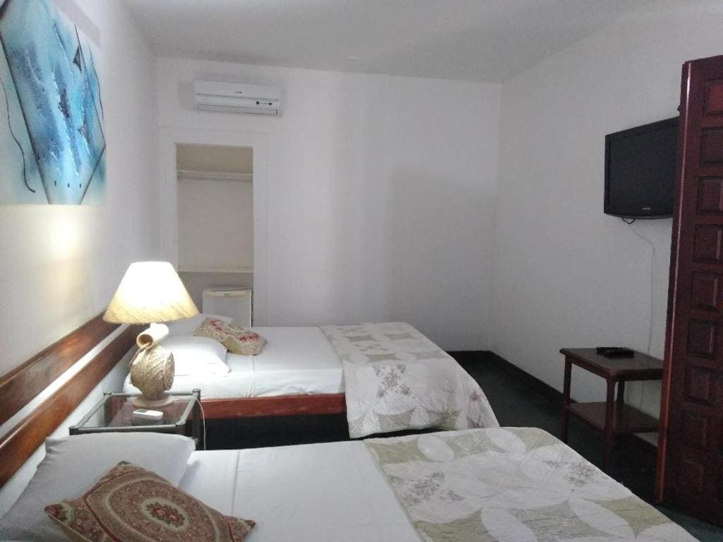 Standard Family Room room - Image 1