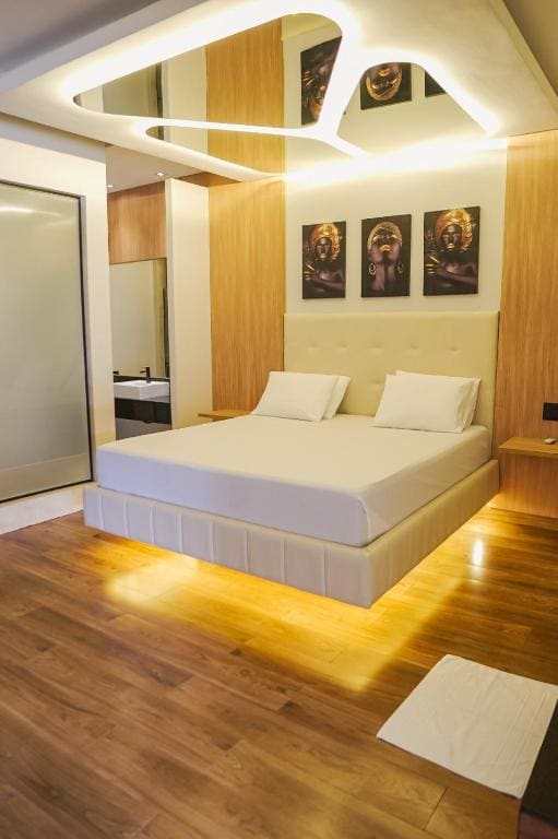 Standard Suite room - Image 1