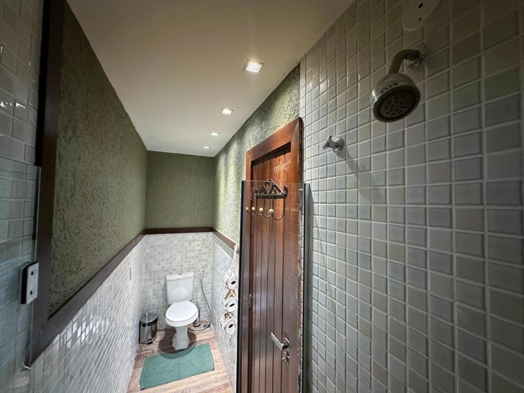 King Suite room - Image 2