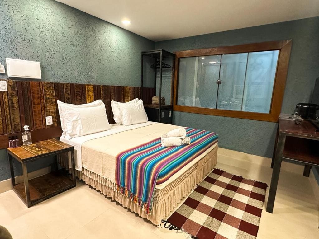 King Suite room - Image 3