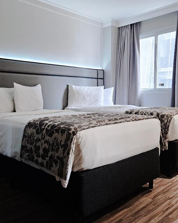 Double Room with Private External Bathroom room - Image 1