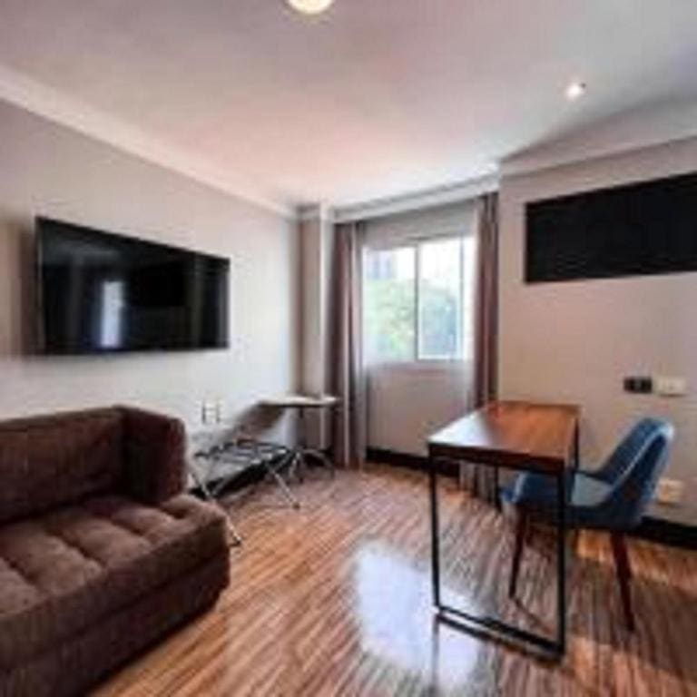 Double Room with Private External Bathroom room - Image 3