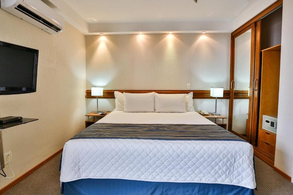 Superior King Suite room - Image 2