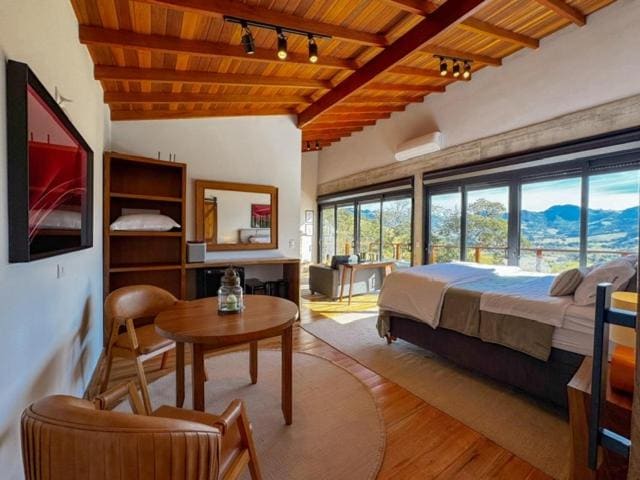 Deluxe Room room - Image 2