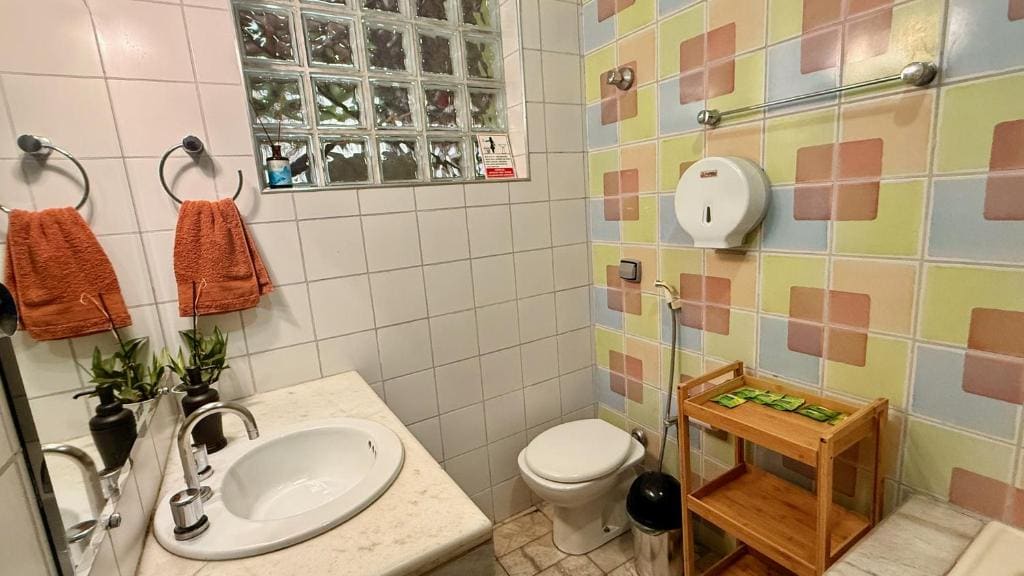 Apartment room - Image 2