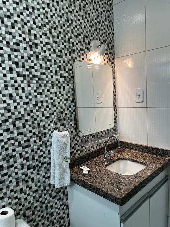 Superior Triple Room room - Image 2
