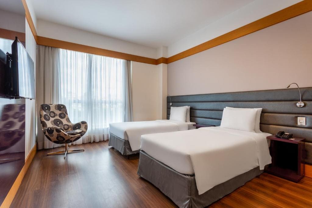 Deluxe Twin Room room - Image 1