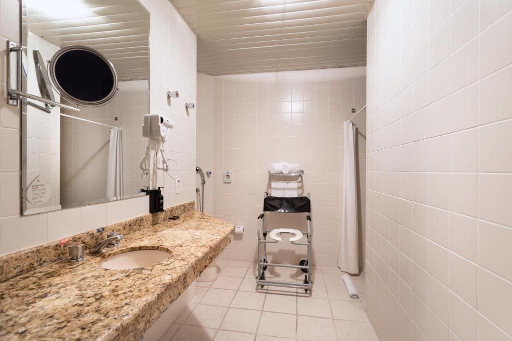 Superior Room - Disability Access room - Image 1