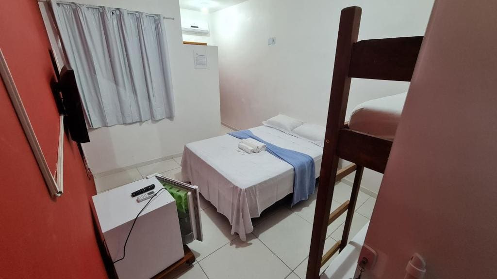 Standard Quadruple Room room - Image 3