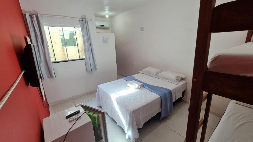 Standard Quadruple Room room - Image 1