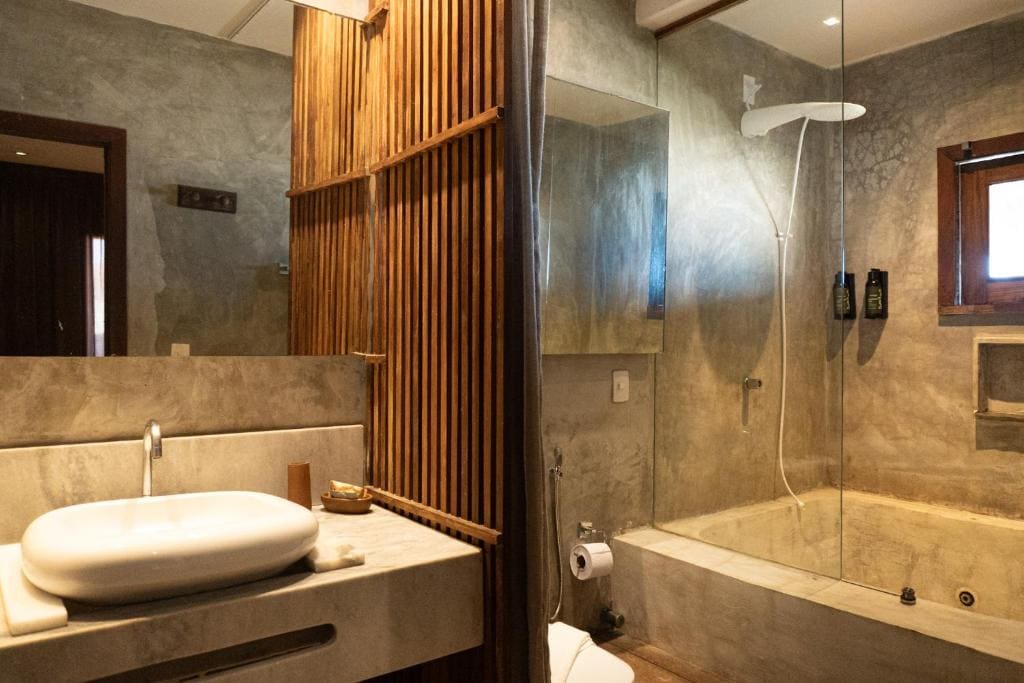Queen Suite with Spa Bath room - Image 3