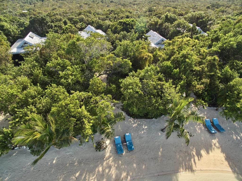 Cool Villa - Beach Front room - Image 1