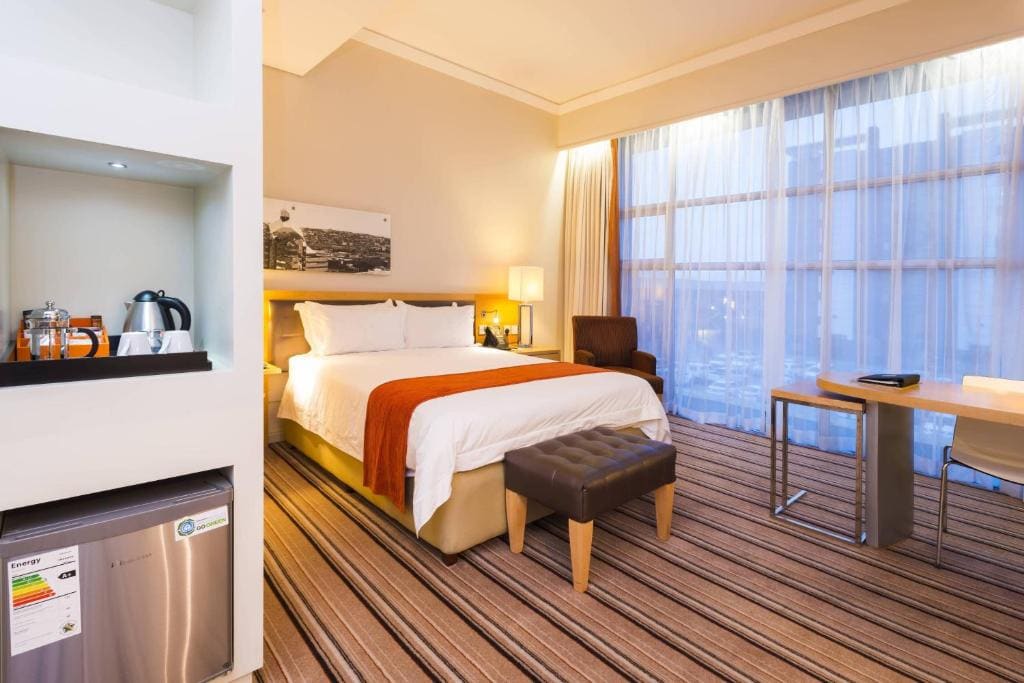 Guest room, 1 Queen, City view room - Image 1