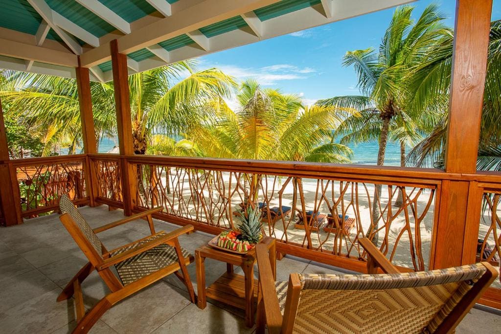 King Suite with Sea View room - Image 3