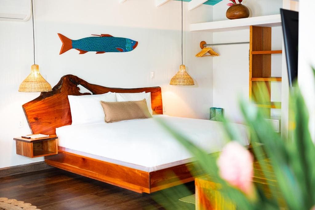King Suite with Sea View room - Image 1