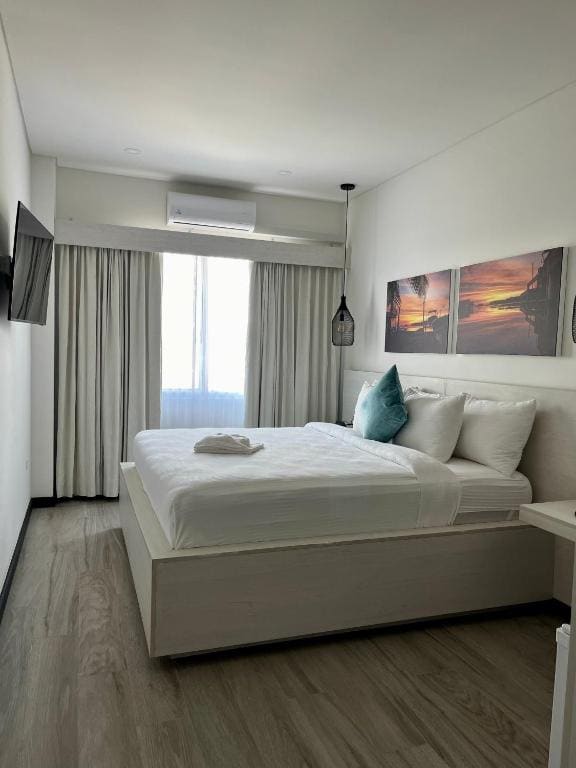 Two-Bedroom Suite room - Image 1