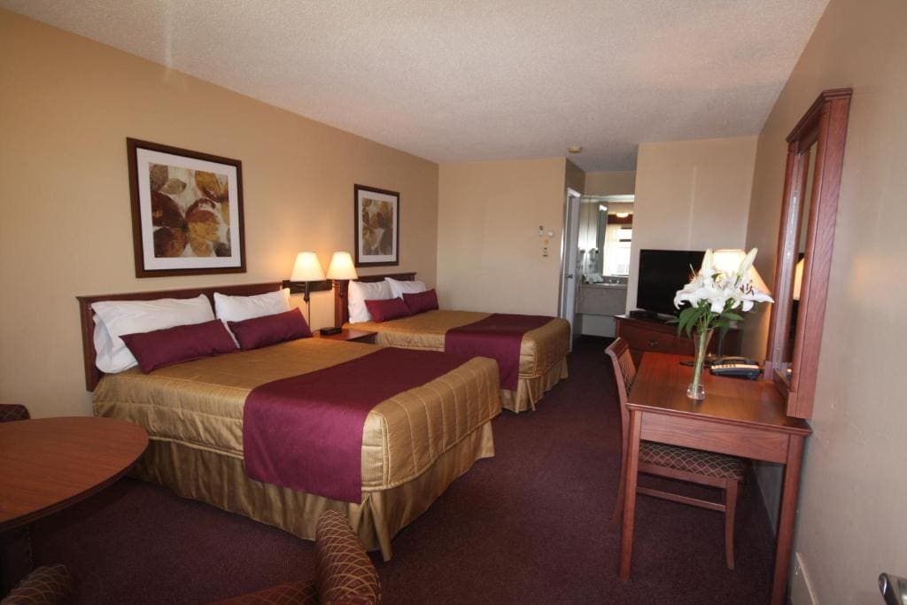 Standard Double Room with Two Double Beds room - Image 1