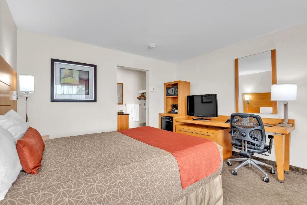 Superior Queen Room room - Image 2