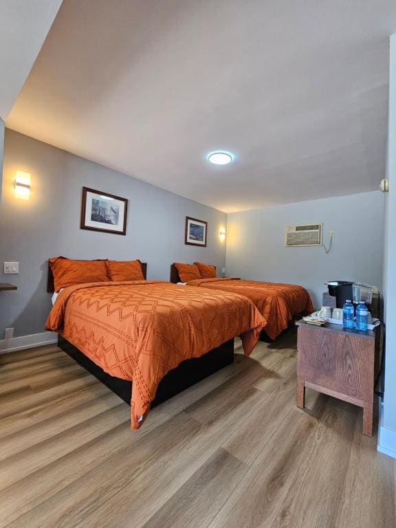 Deluxe Family Suite room - Image 1