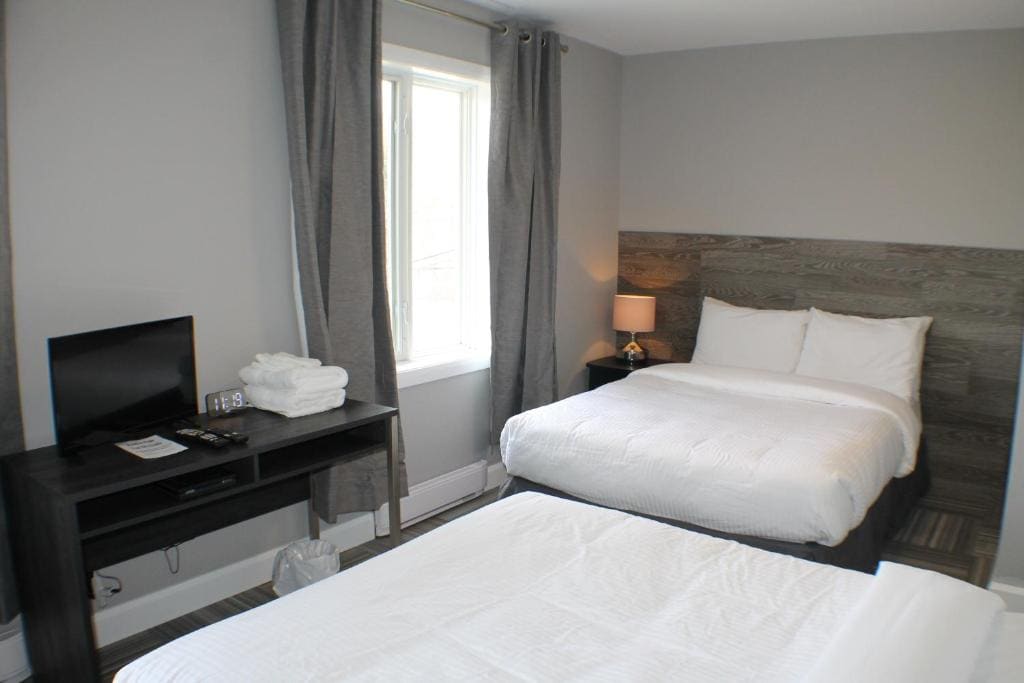 Deluxe Room room - Image 1
