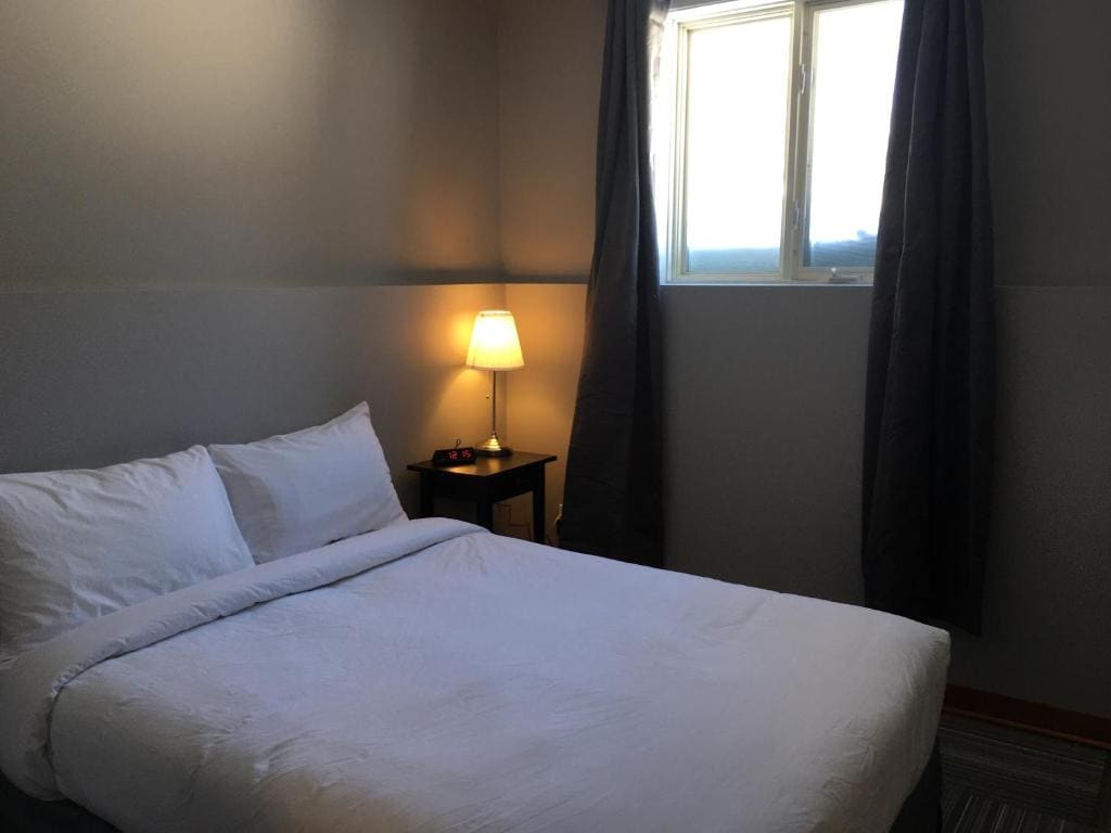 Double Room with Private Bathroom room - Image 1