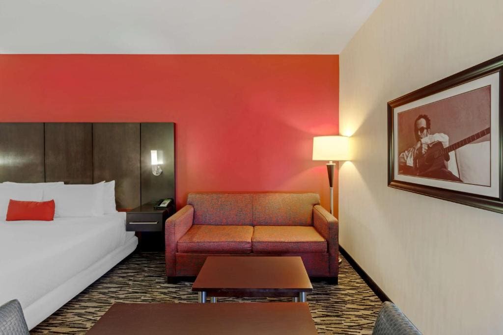 King Suite with Sofa Bed room - Image 1