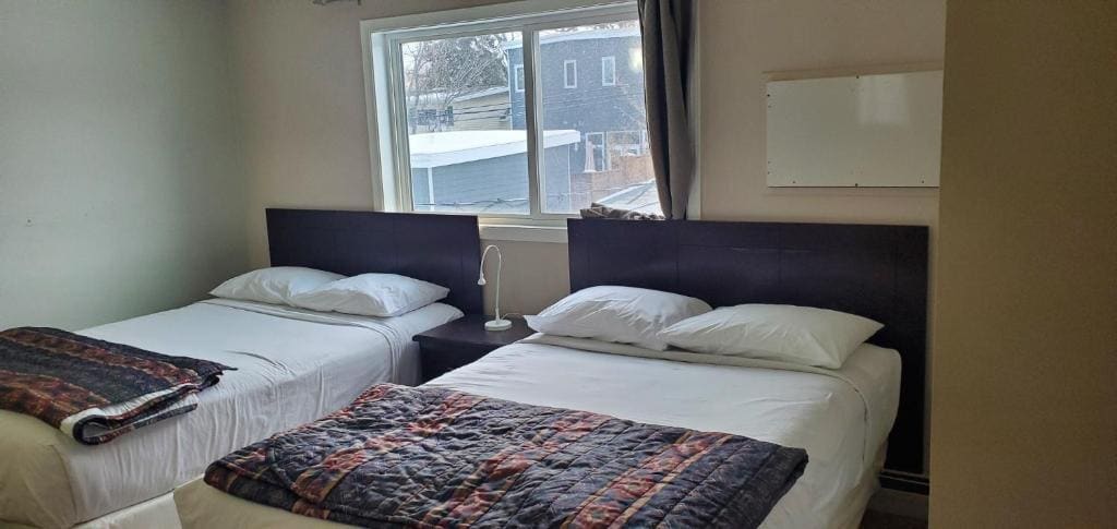 Double Room with Extra Bed room - Image 2