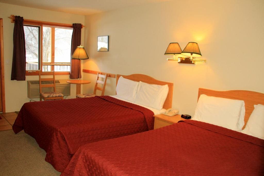 Queen Room with Two Queen Beds room - Image 1