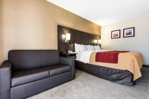 King Room - Non-Smoking room - Image 2