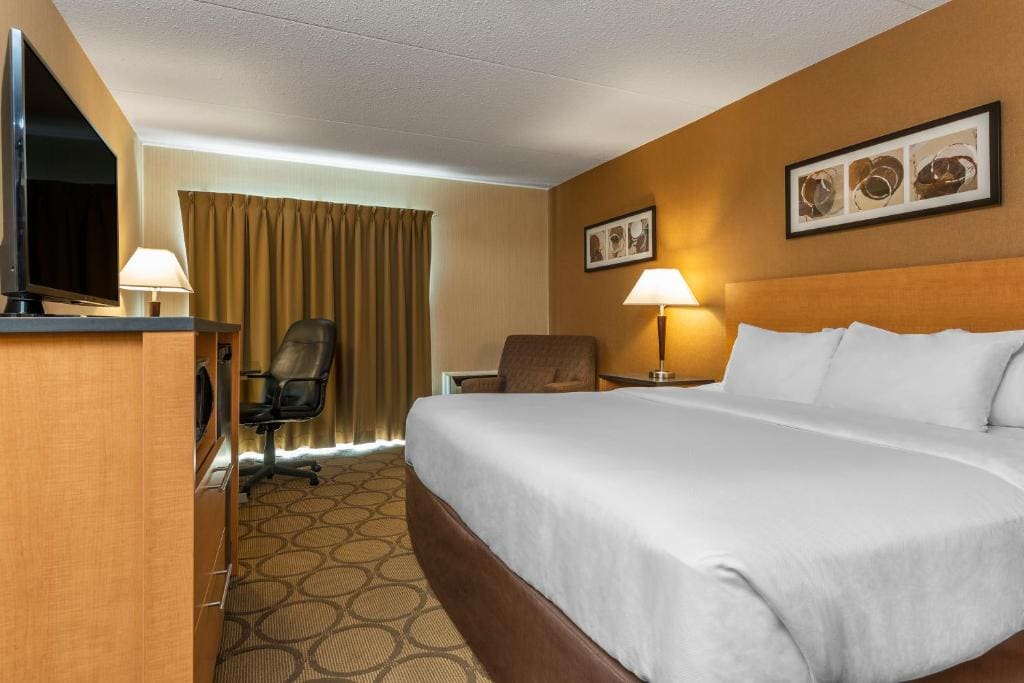 Queen Room - Non-Smoking - High Floor room - Image 2