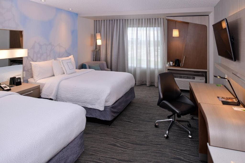 Queen Room with Two Queen Beds room - Image 1