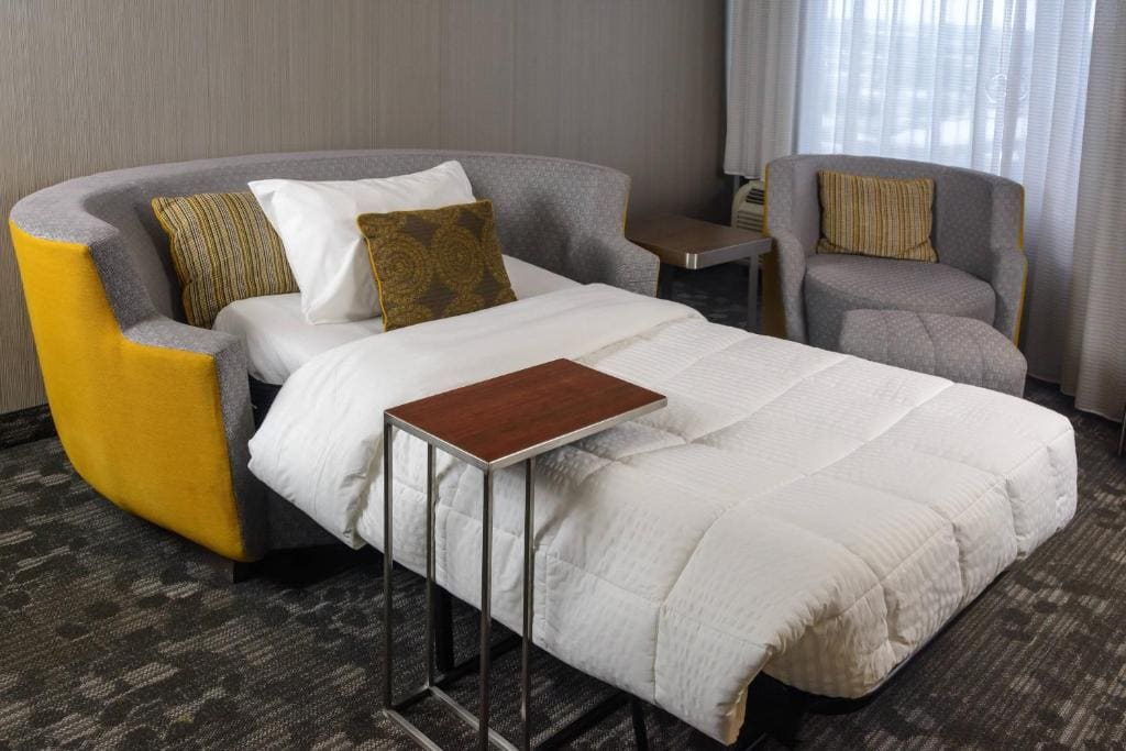 King Room with Sofa Bed room - Image 1