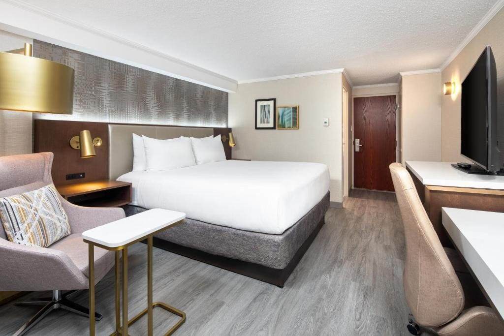 King Room - High Floor - Non-Smoking room - Image 1
