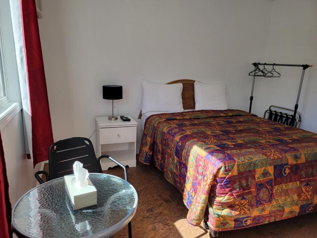 Standard Queen Room with Two Queen Beds room - Image 1