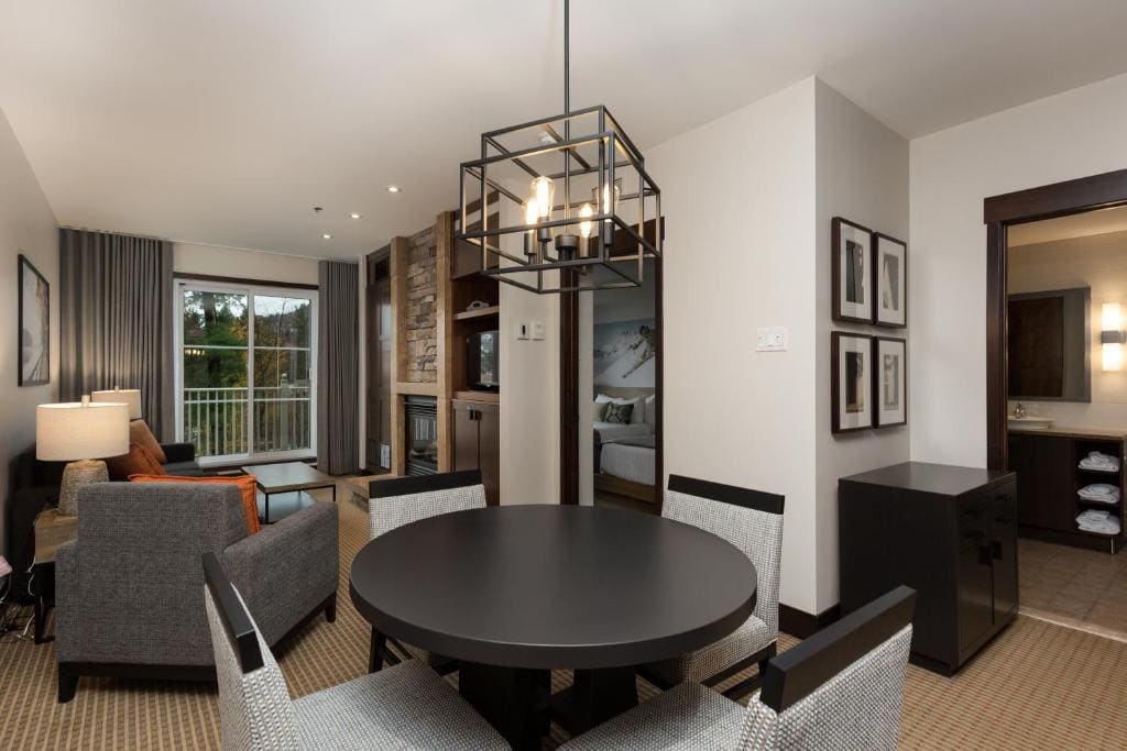 One-Bedroom Apartment room - Image 2