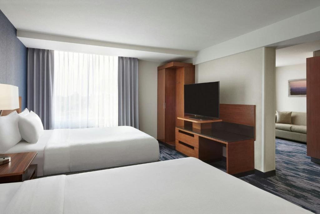 Two Queen Bed Studio Suite room - Image 2