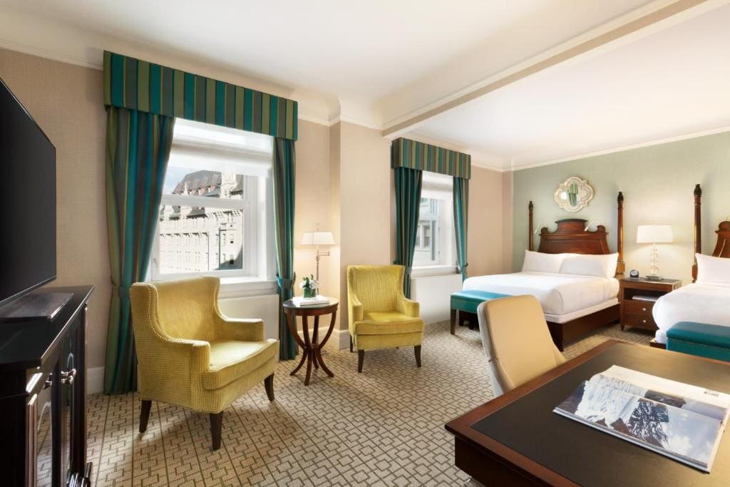 Deluxe Double Room with Two Double Beds room - Image 2