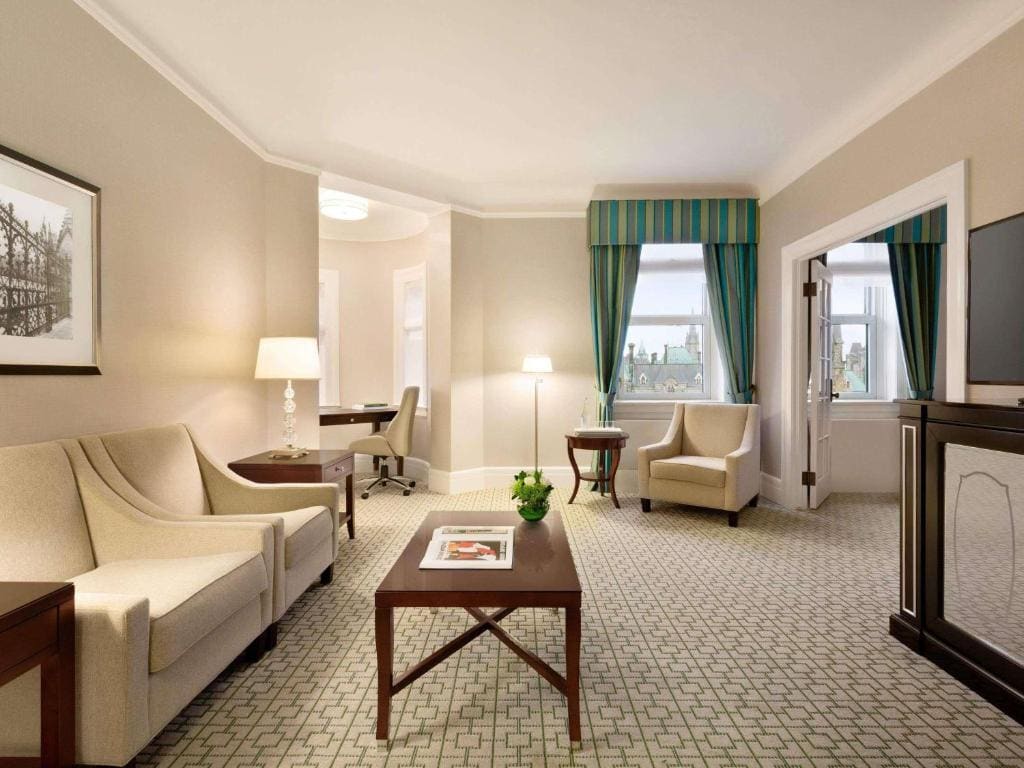 Corner Suite King NS room - Image 1