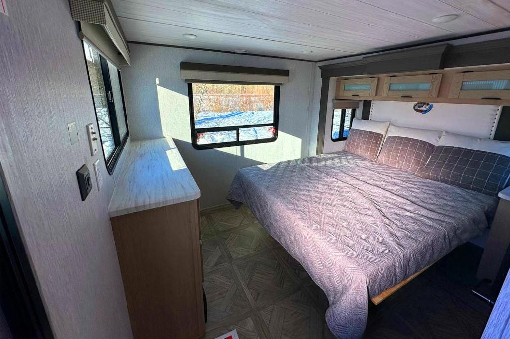 Caravan room - Image 1