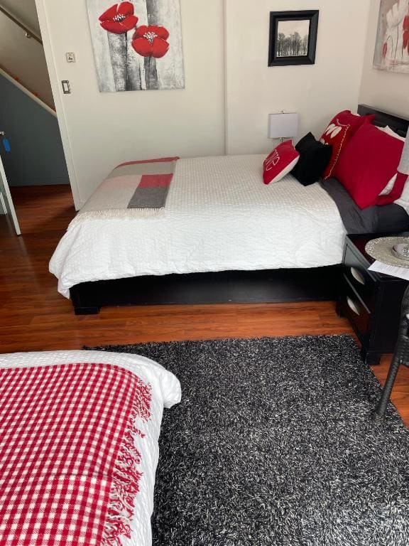 Double Room with Private Bathroom room - Image 2