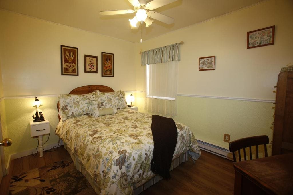 Economy Double Room room - Image 1