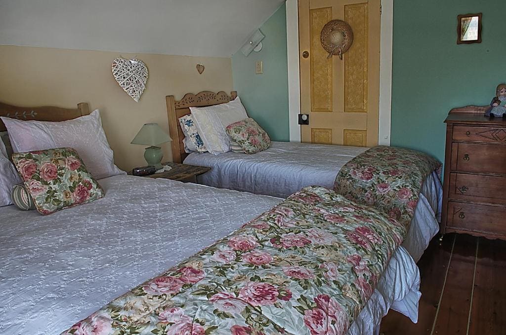 Queen Room room - Image 2