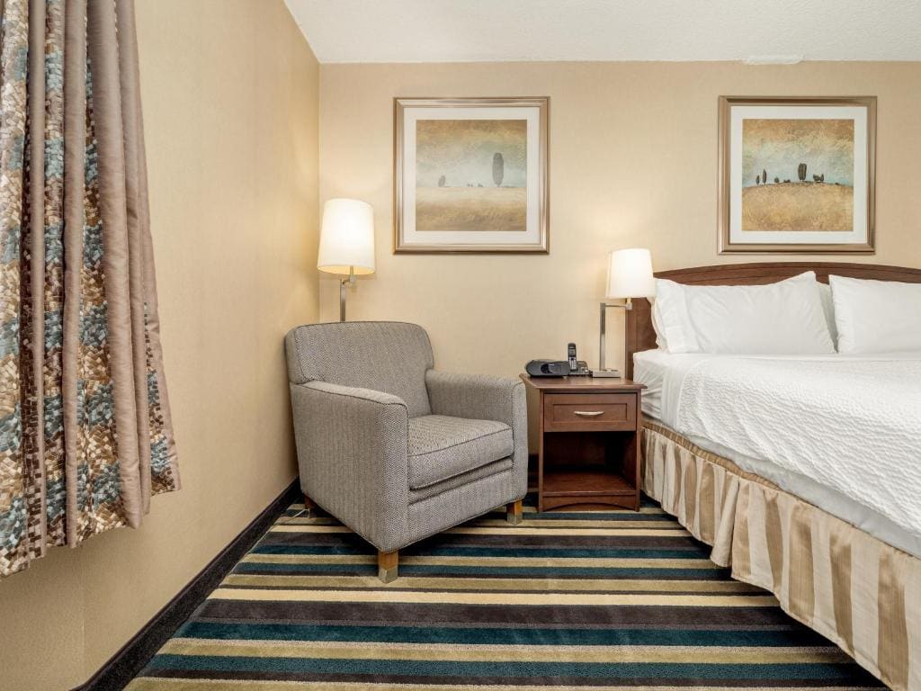 Standard Room - Non-Smoking room - Image 2