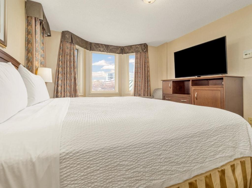 Standard King Room room - Image 1