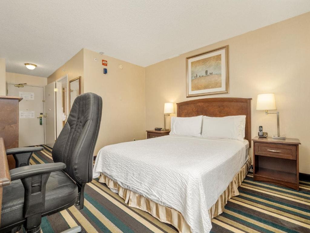 Queen Room with City View room - Image 2